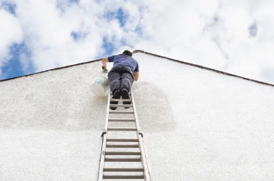 Peinture extérieure aux Grandes-Chapelles — façades et ravalement